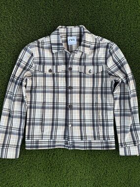 ZARA Beige, Navy & White Plaid Button-Front Shirt Jacket